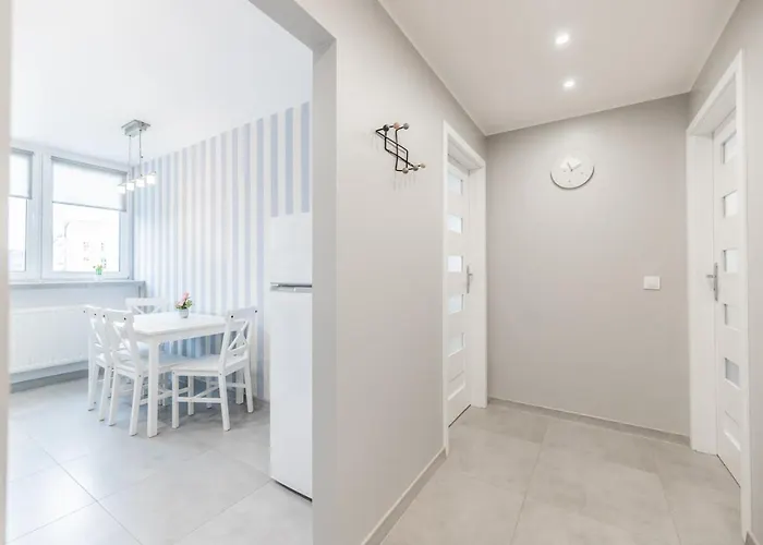 Na Szewskiej Przy Rynku I Jarmarku Bozonarodzeniowym アパート